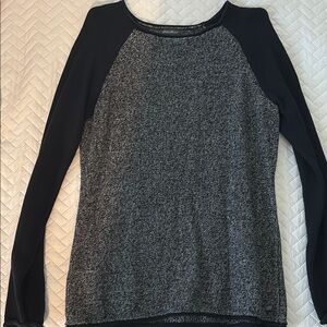 Eddie Bauer Women's Black and Gray Long Sleeve Top